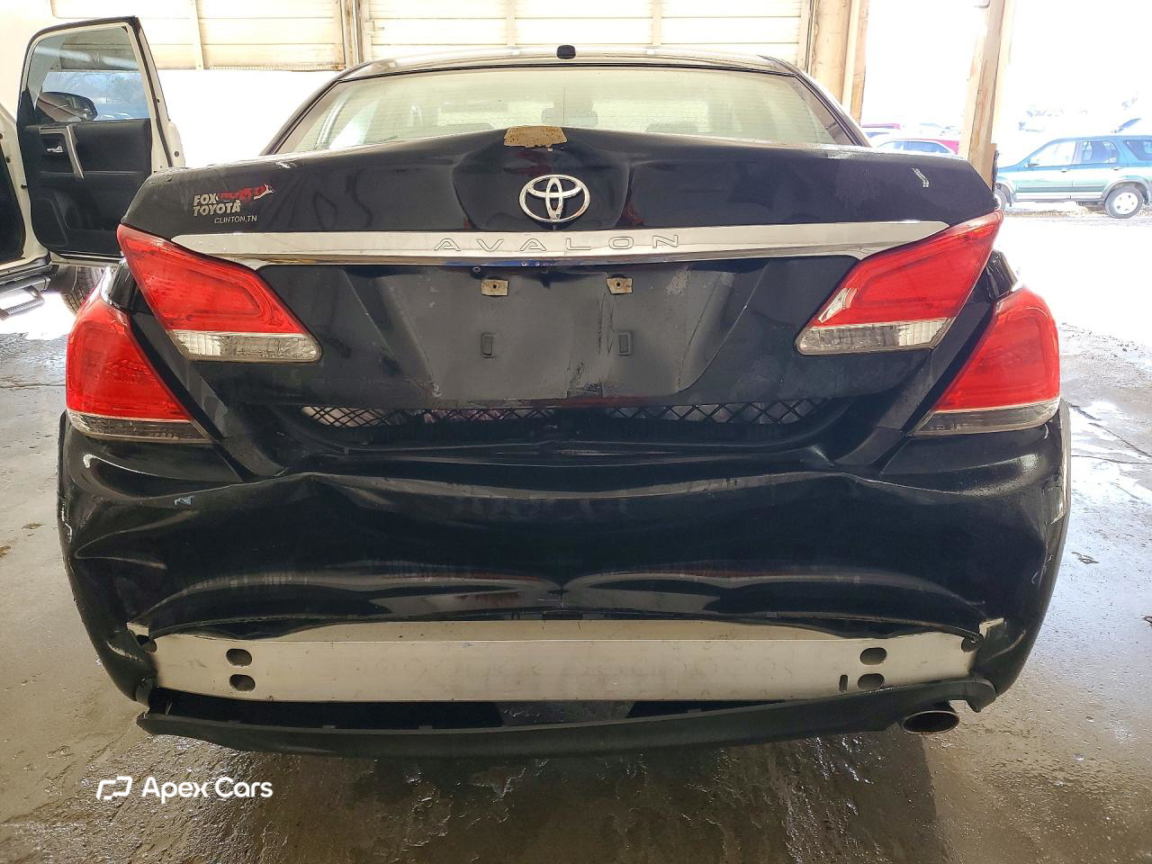 Toyota Avalon 2011