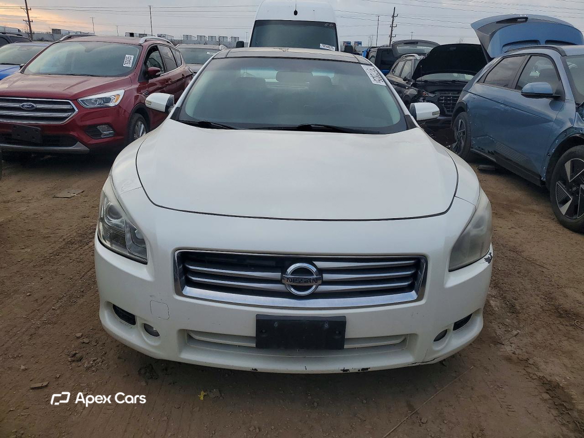 Nissan Maxima 2013