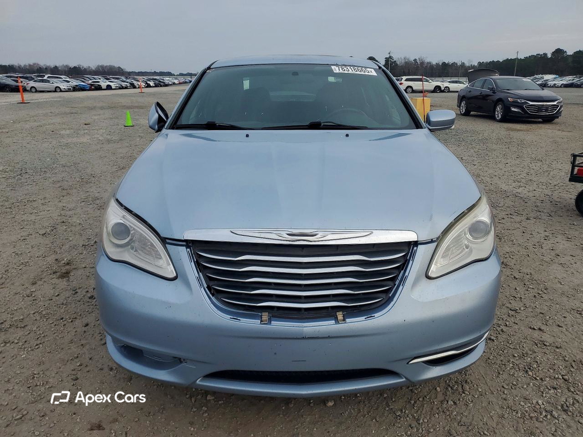 Chrysler 200 2013