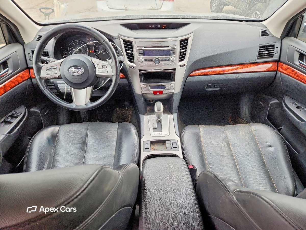 Subaru Outback 2011