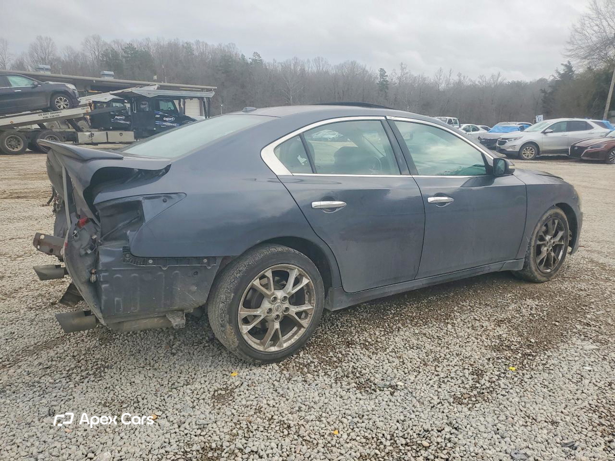 Nissan Maxima 2012