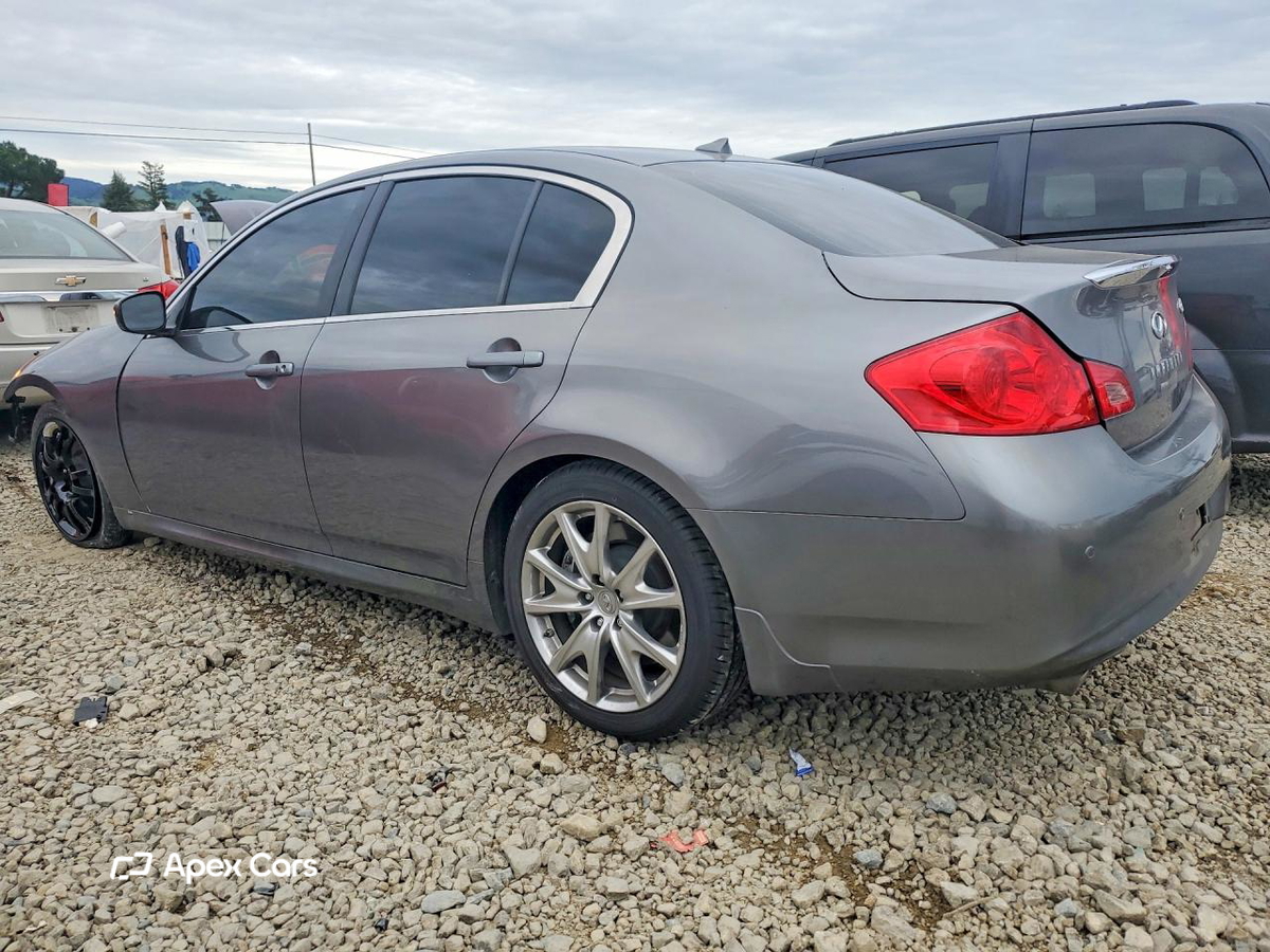Infiniti G 2010
