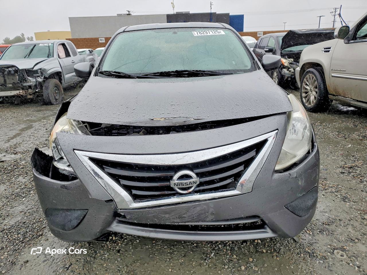 Nissan Versa 2016