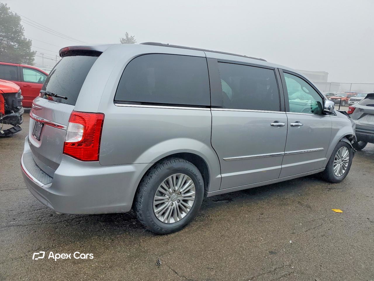Chrysler Voyager 2016