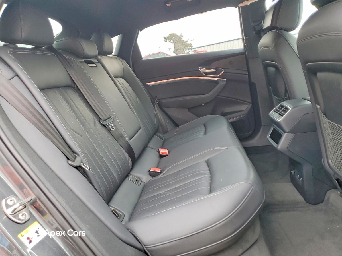 Audi Q8 2024