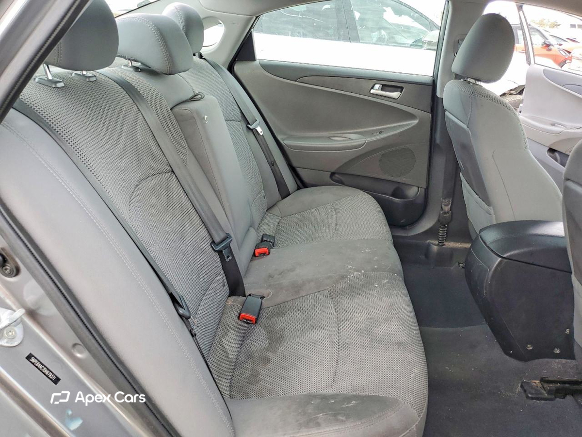 Hyundai Sonata 2013