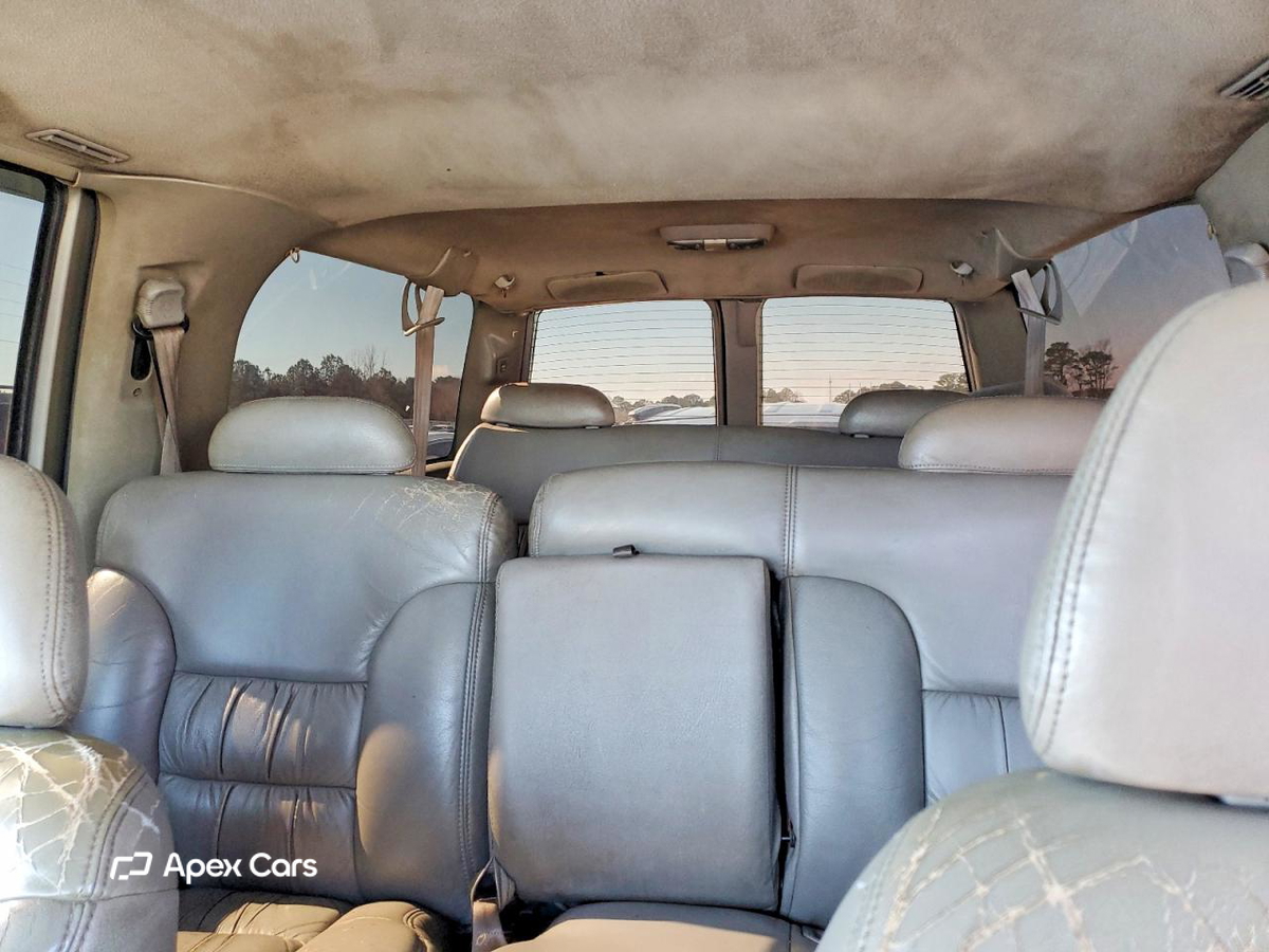 Chevrolet Suburban 1999