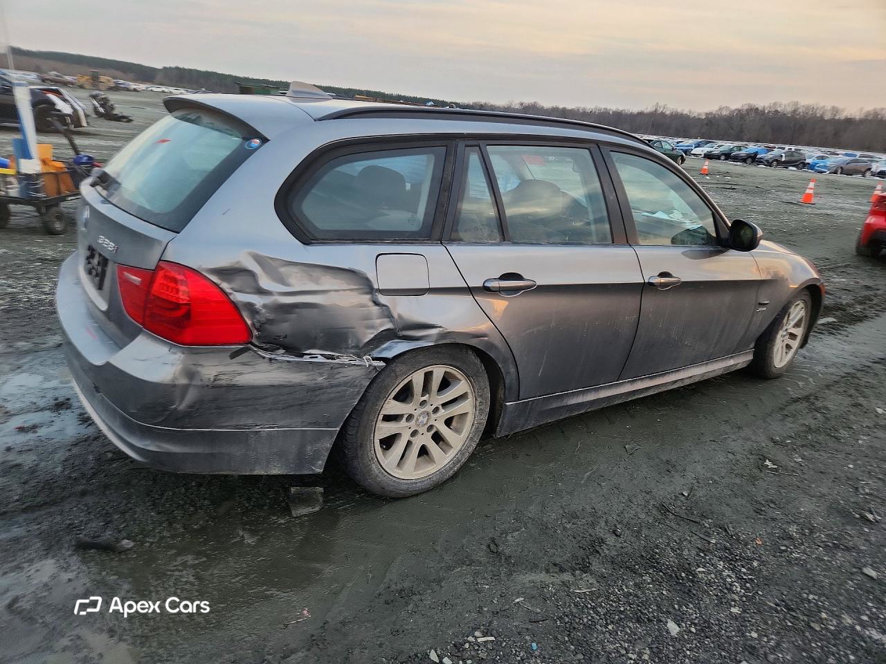 BMW Series 3 2011