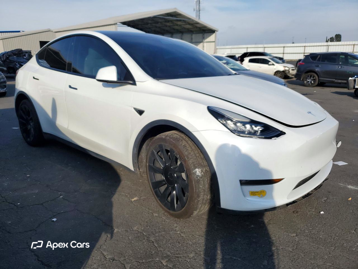 Tesla Model Y 2022