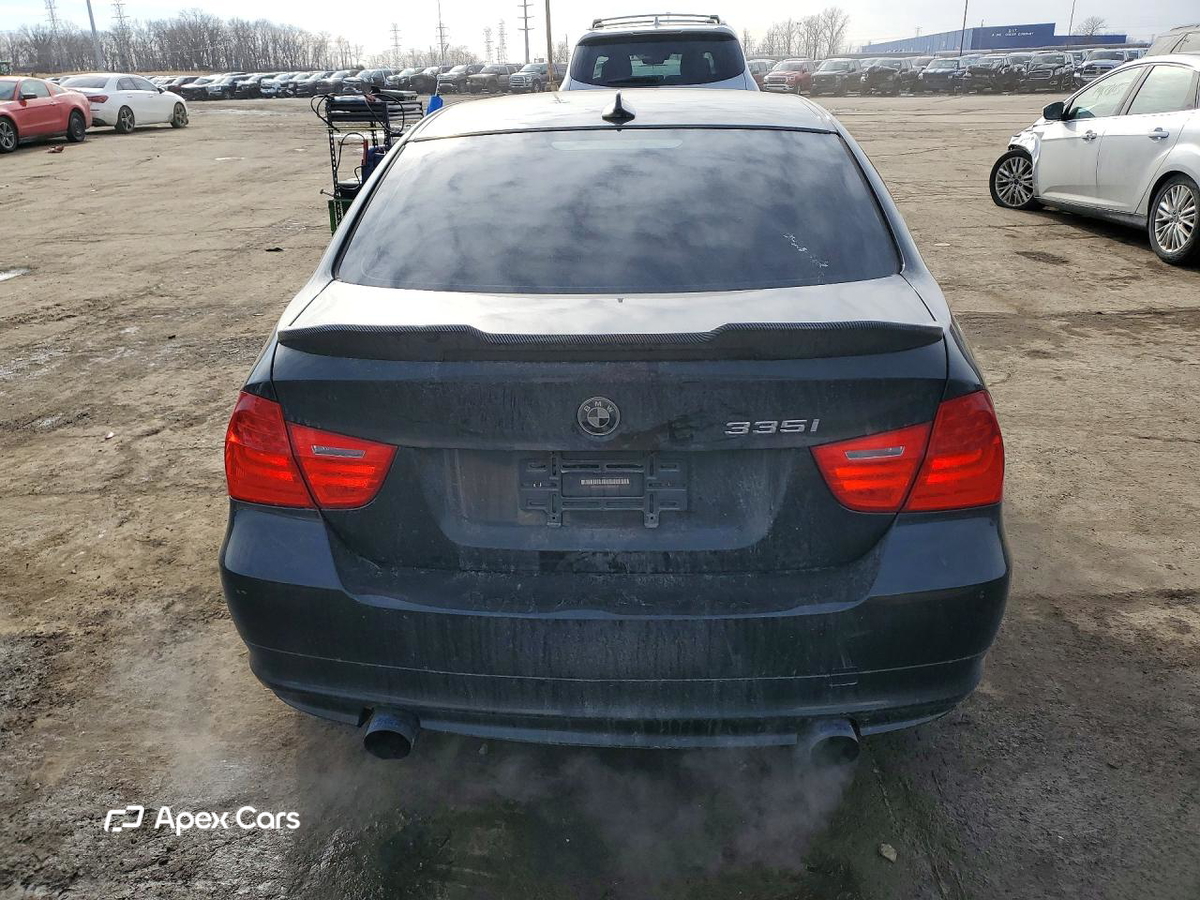 BMW Series 3 2011