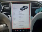 Tesla Model S 2015