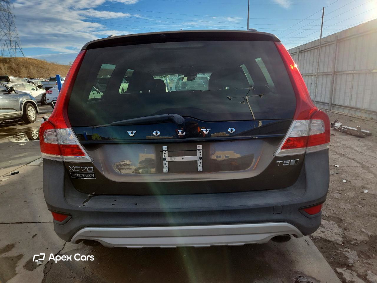 Volvo XC70 2016