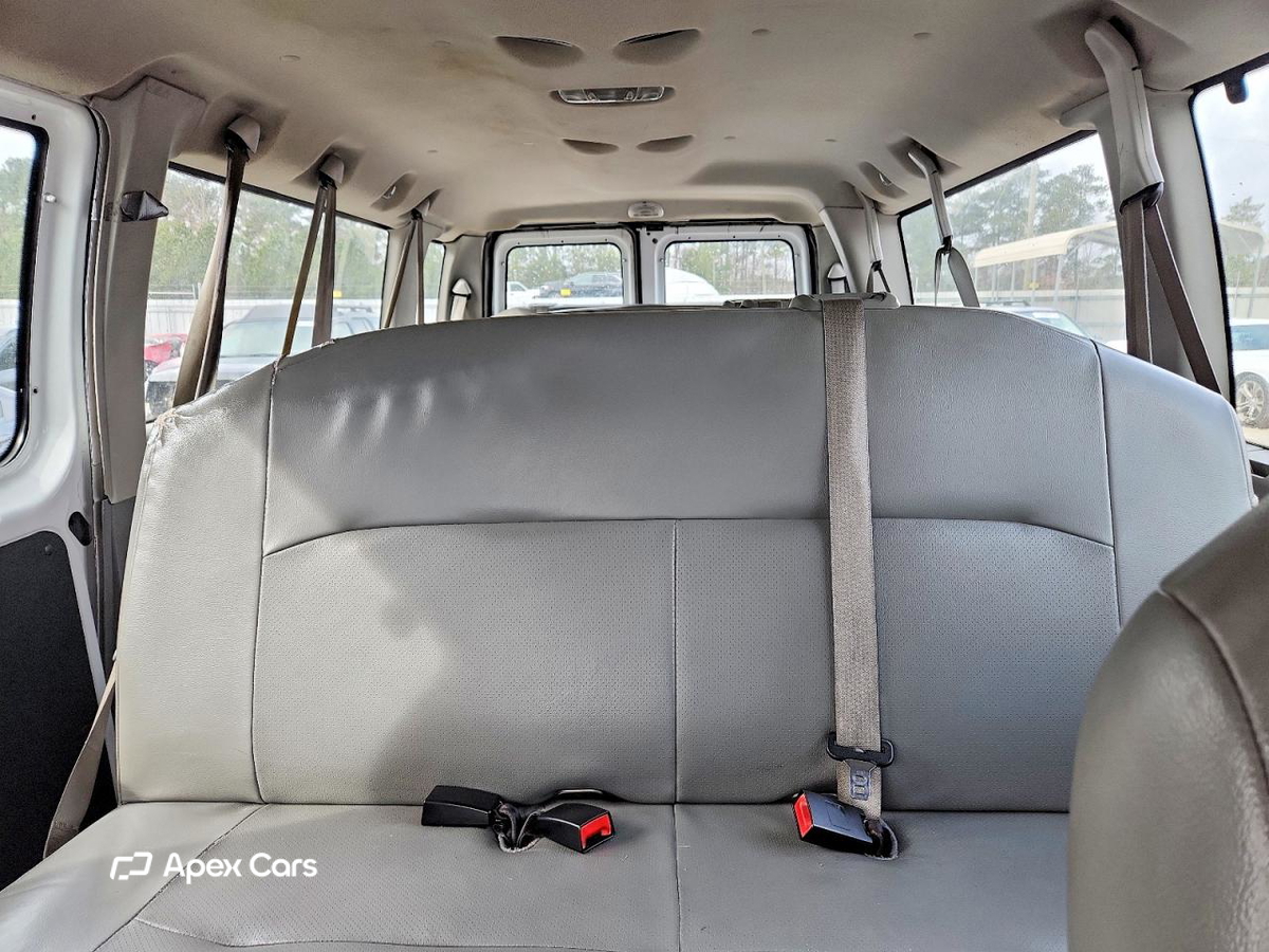 Ford Econoline 2014