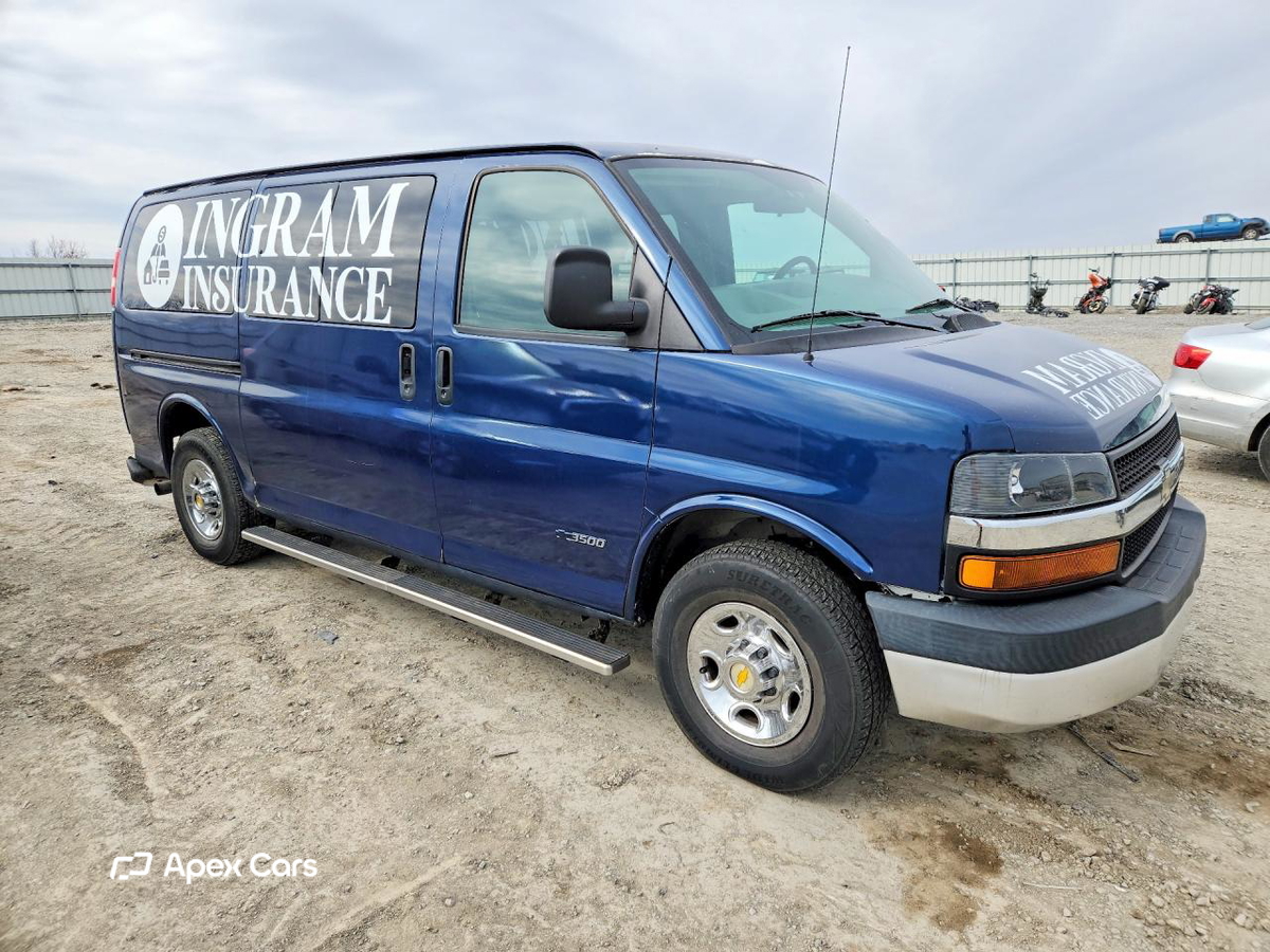 Chevrolet Express 2005