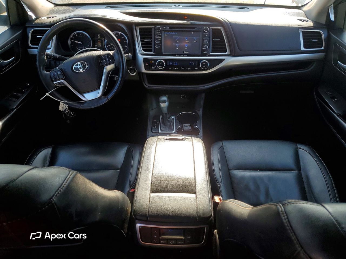 Toyota Highlander 2016