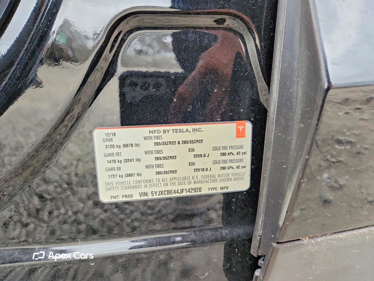 Tesla Model X 2018