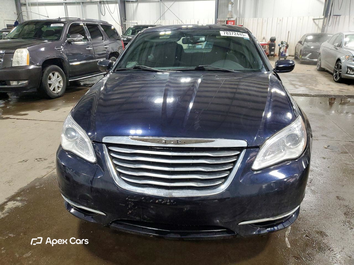 Chrysler 200 2012