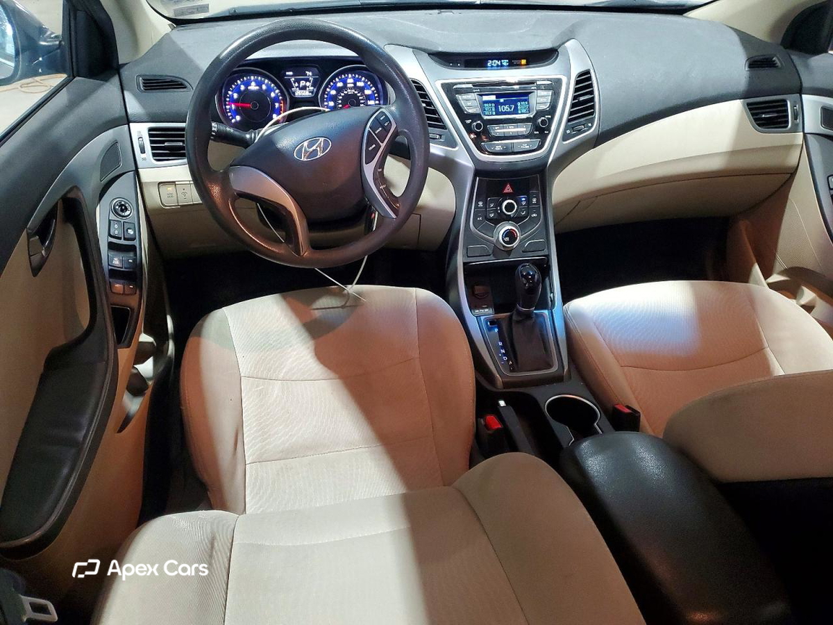 Hyundai Elantra 2016