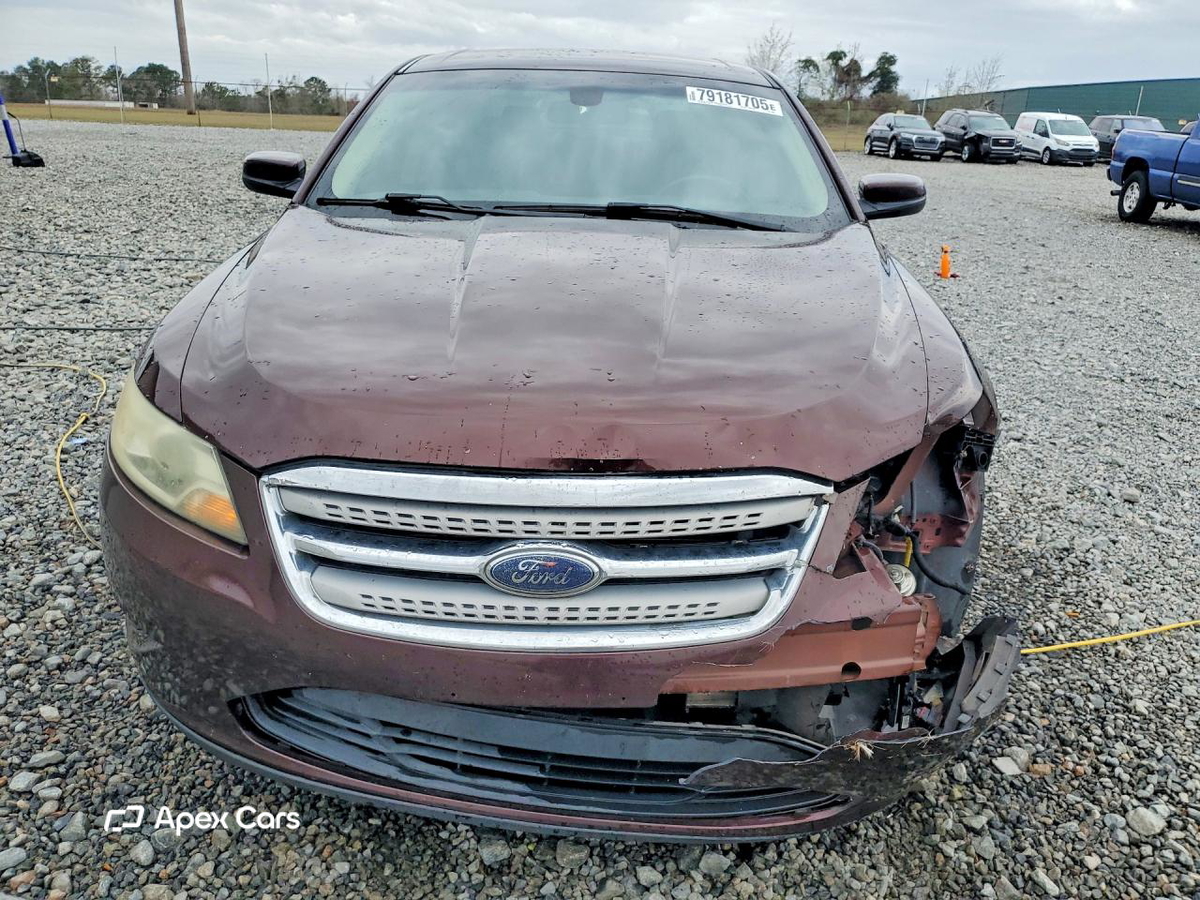 Ford Taurus 2010