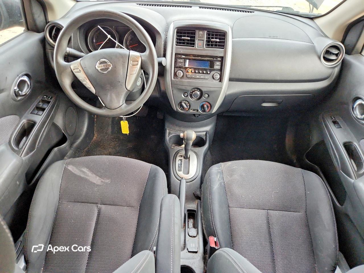 Nissan Versa 2016