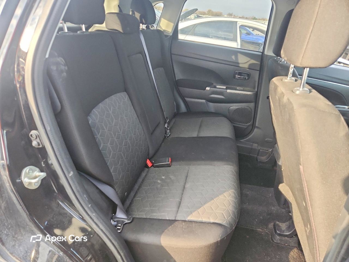 Mitsubishi Outlander 2020