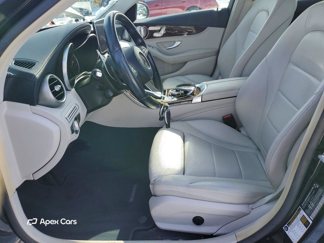 Mercedes-Benz  2015