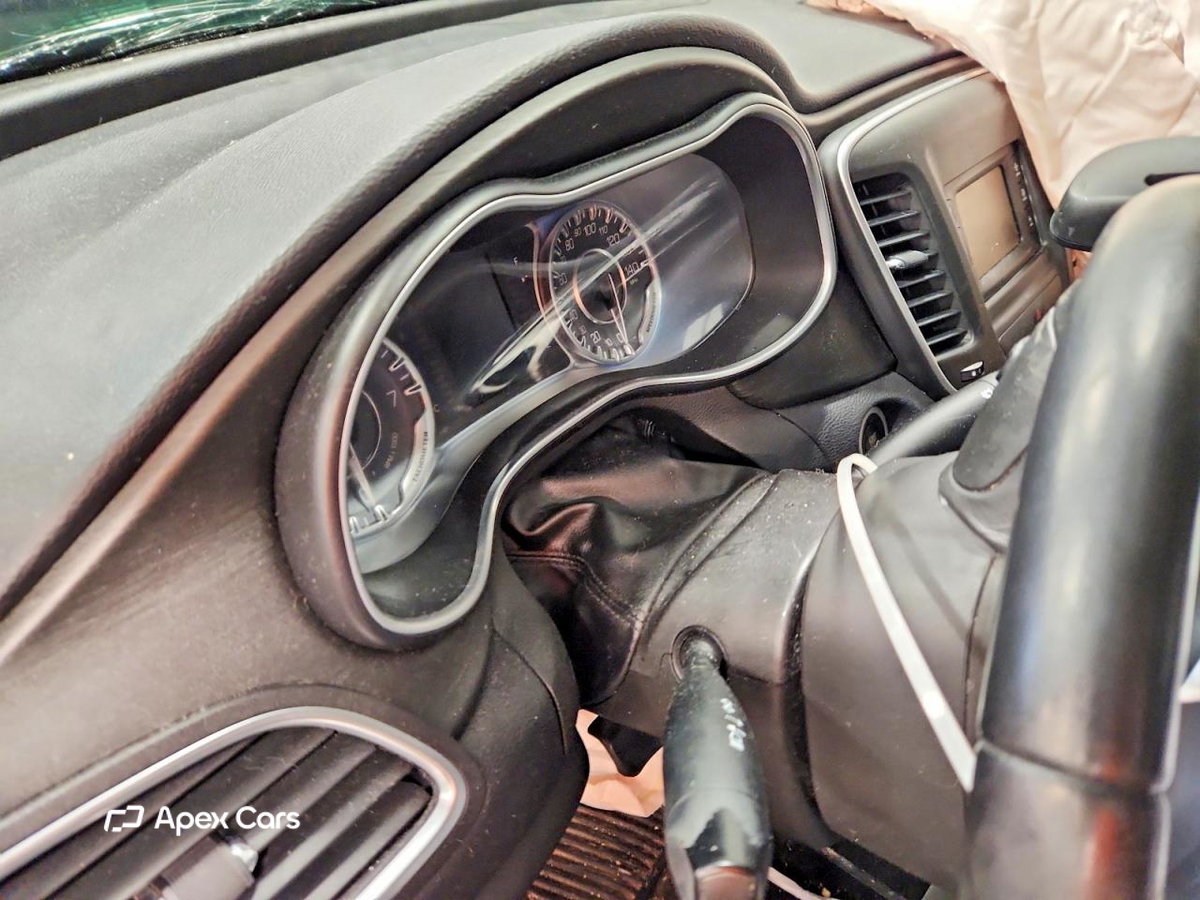 Chrysler 200 2015
