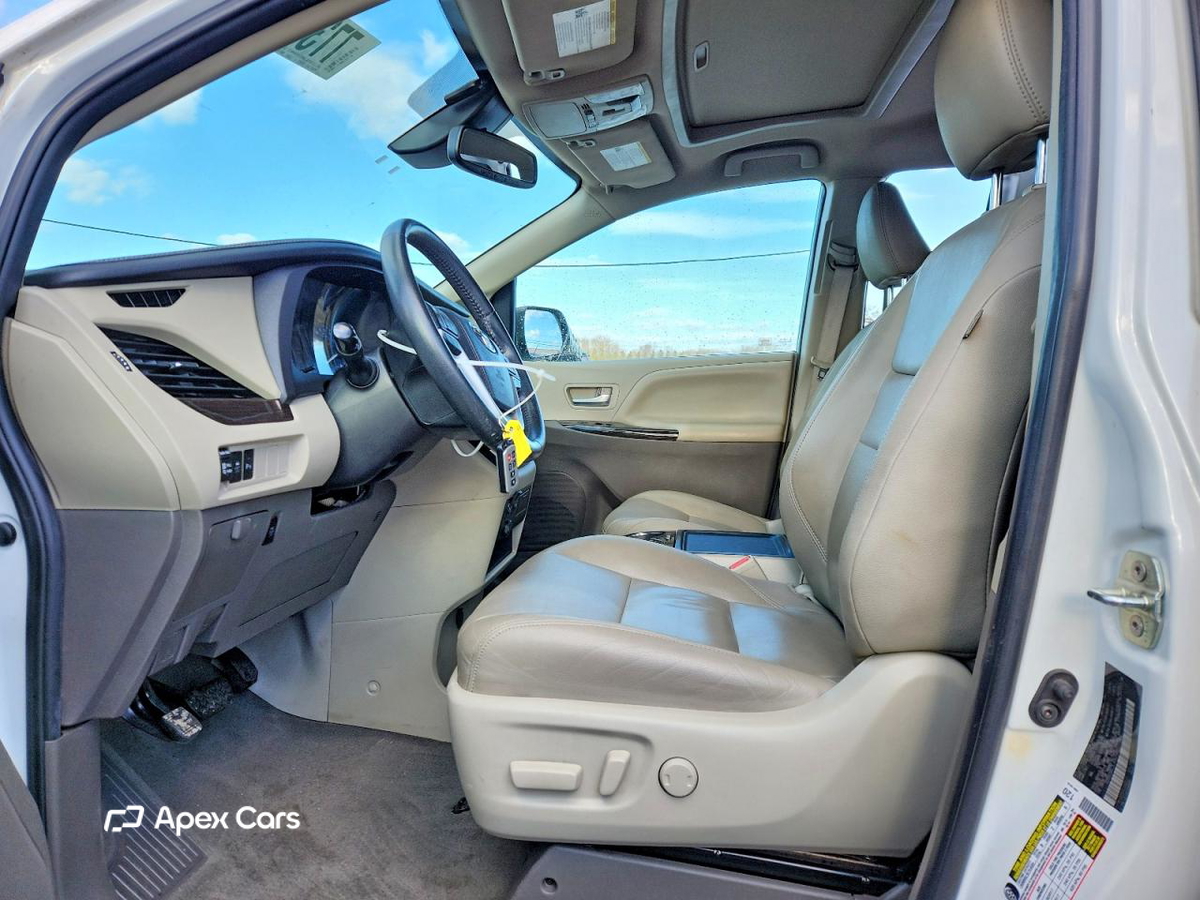 Toyota Sienna 2020