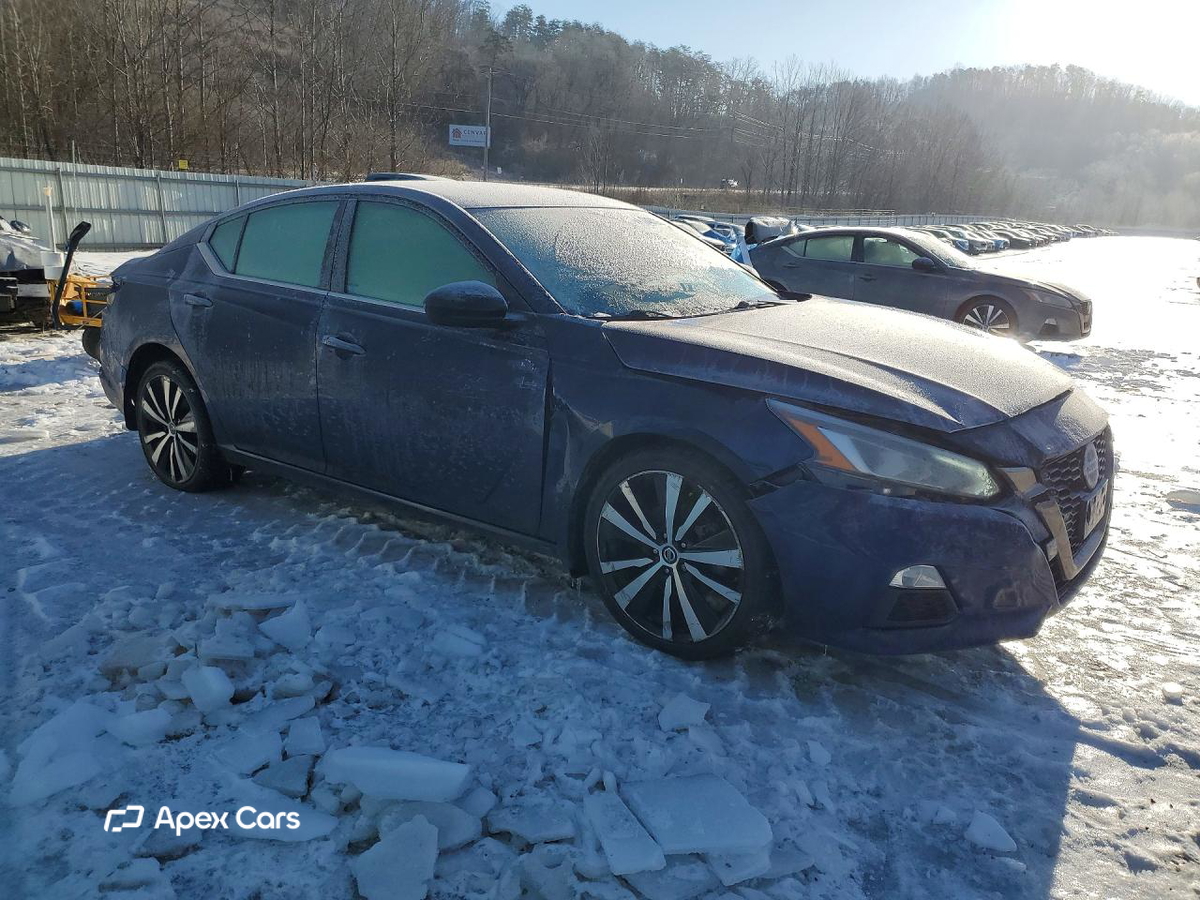 Altima 2022