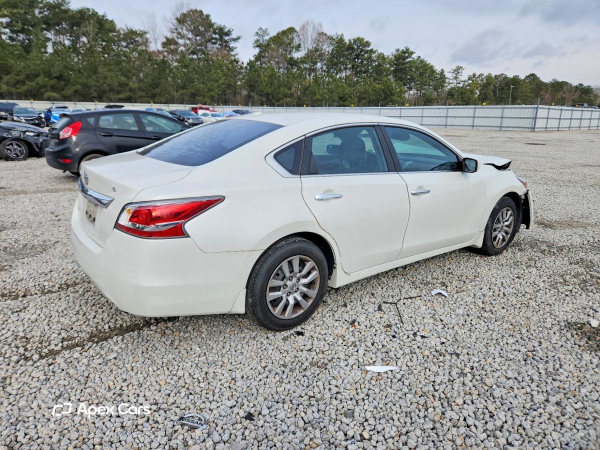 Nissan Altima 2015
