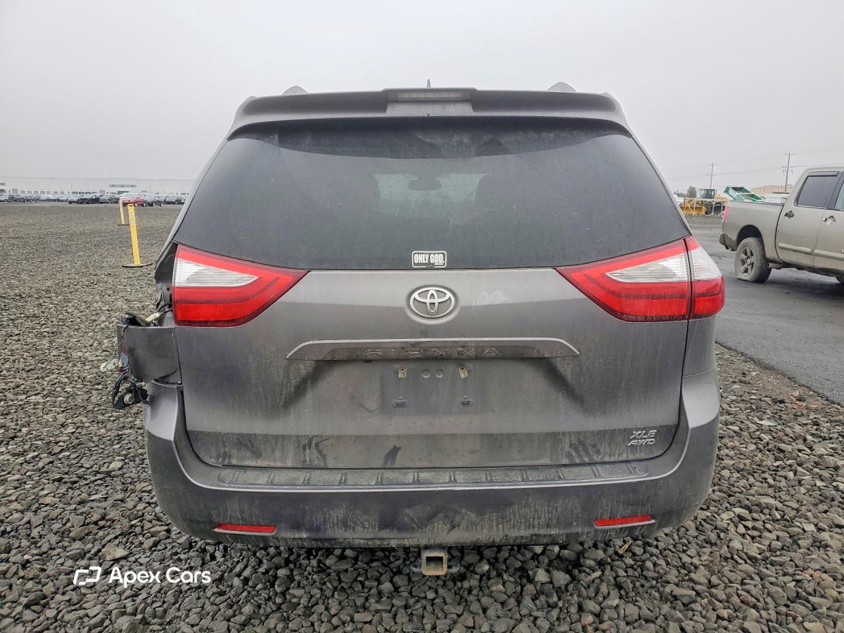 Toyota Sienna 2018