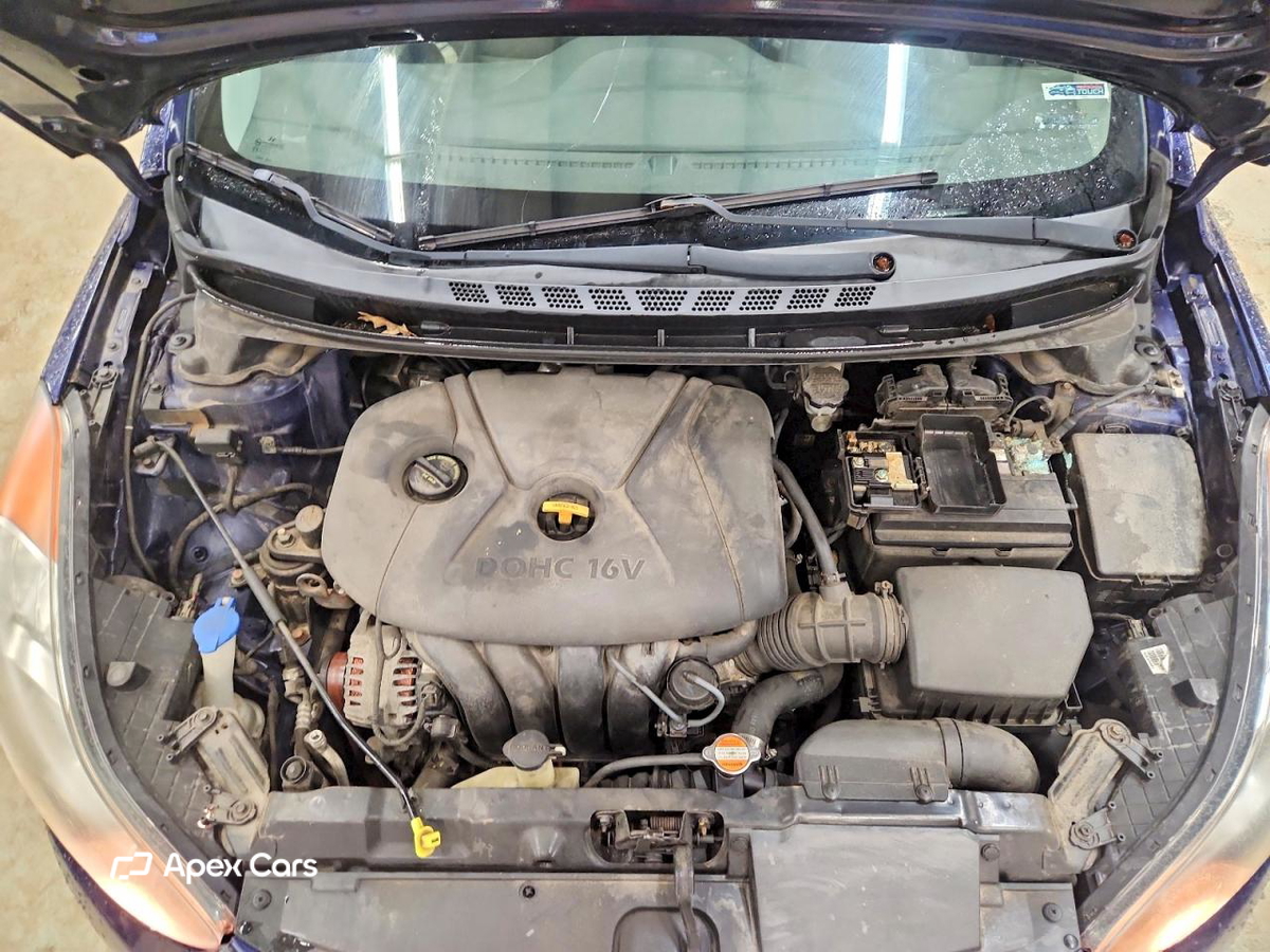 Hyundai Elantra 2011