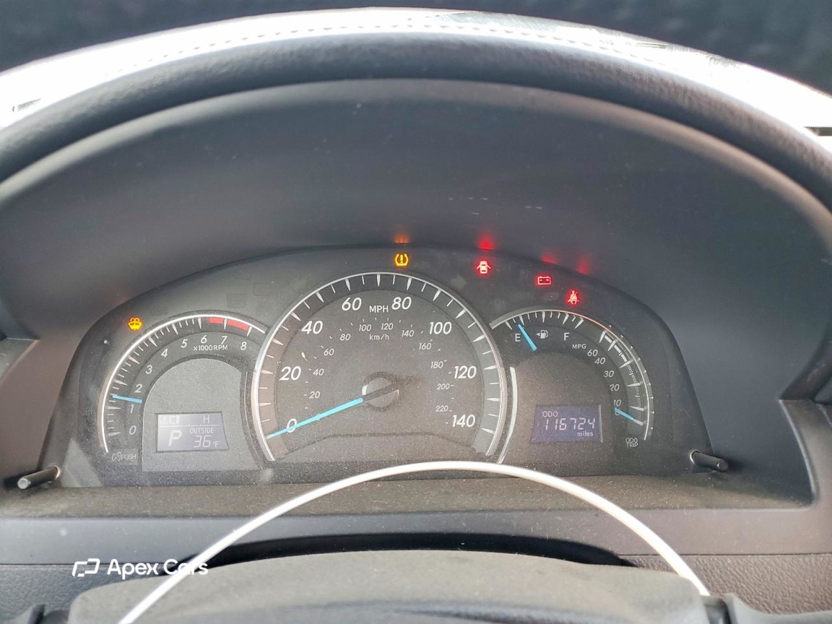 Toyota Camry 2012