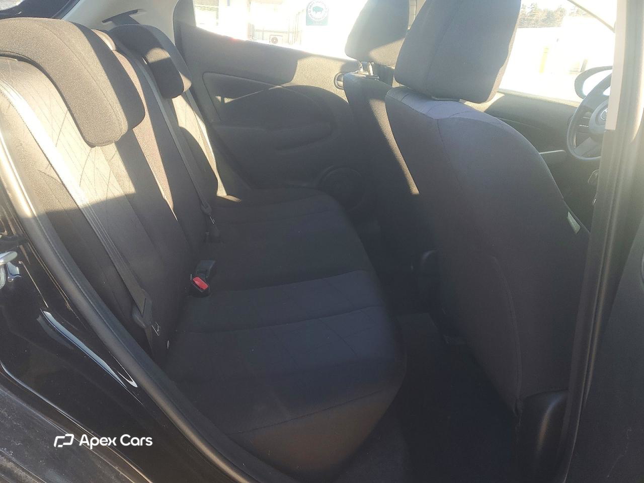 Mazda 2 2012