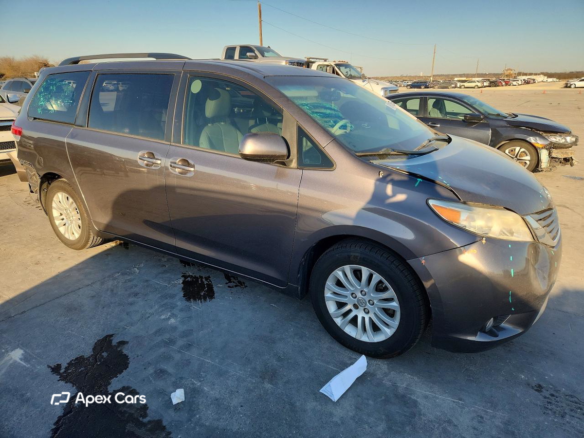 Toyota Sienna 2012