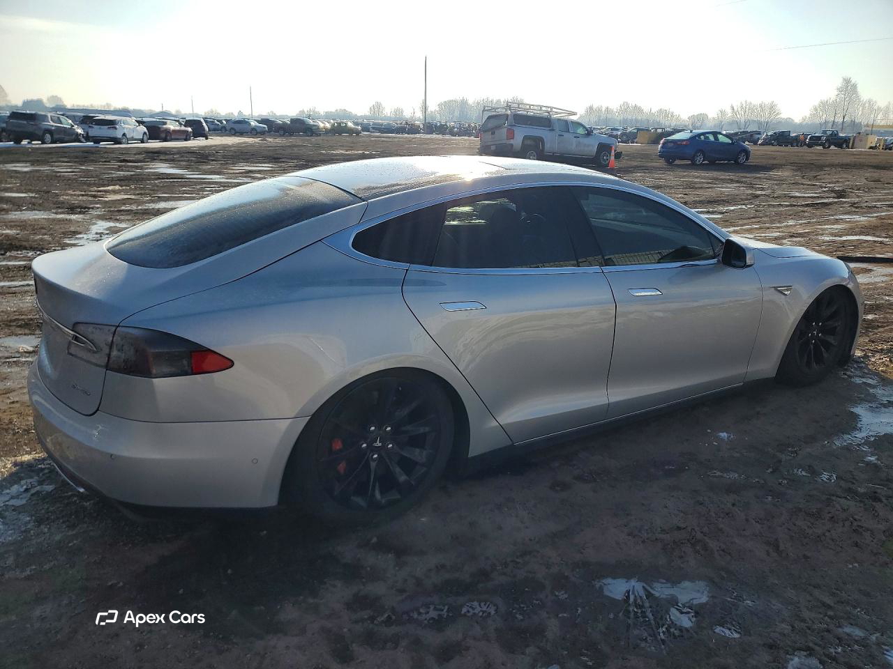 Tesla Model S 2015