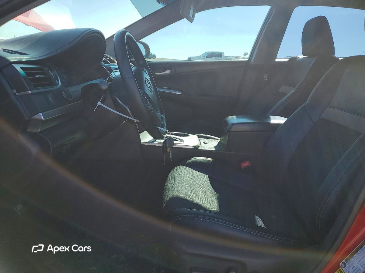 Toyota Camry 2012