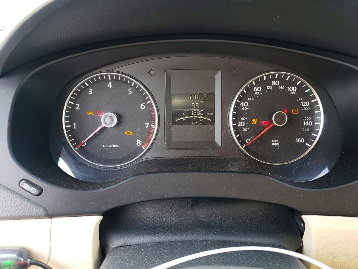 Volkswagen Jetta 2012