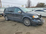 Chrysler Voyager 2015