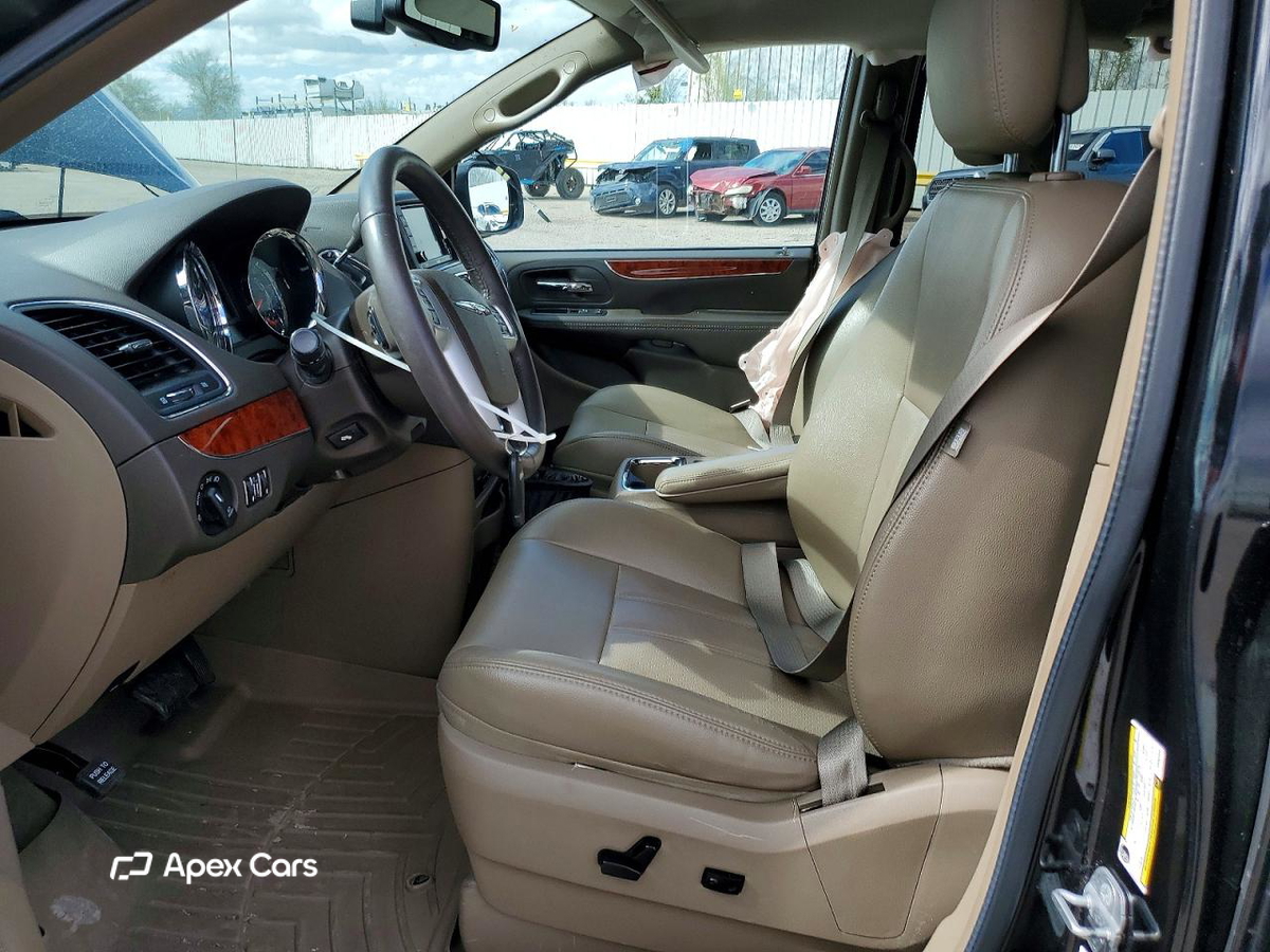 Chrysler Voyager 2014