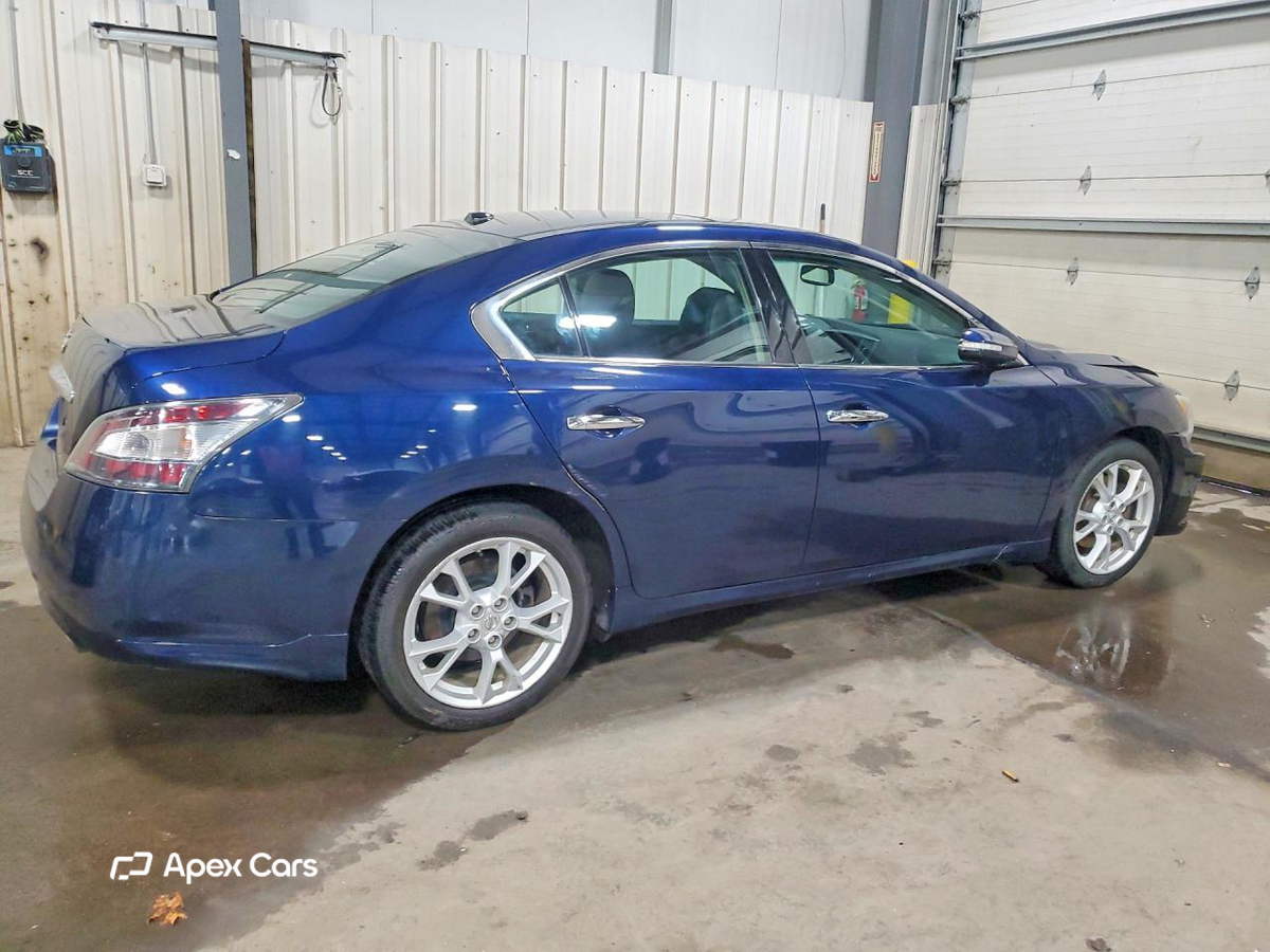 Nissan Maxima 2014