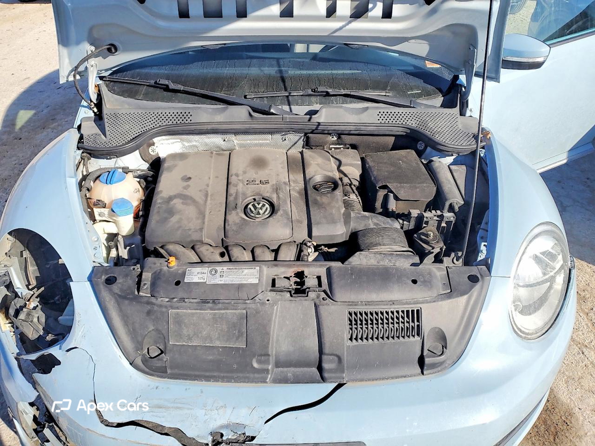 Volkswagen Beetle 2012