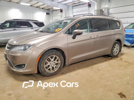 Chrysler Pacifica 2017 - Image 1 of 12