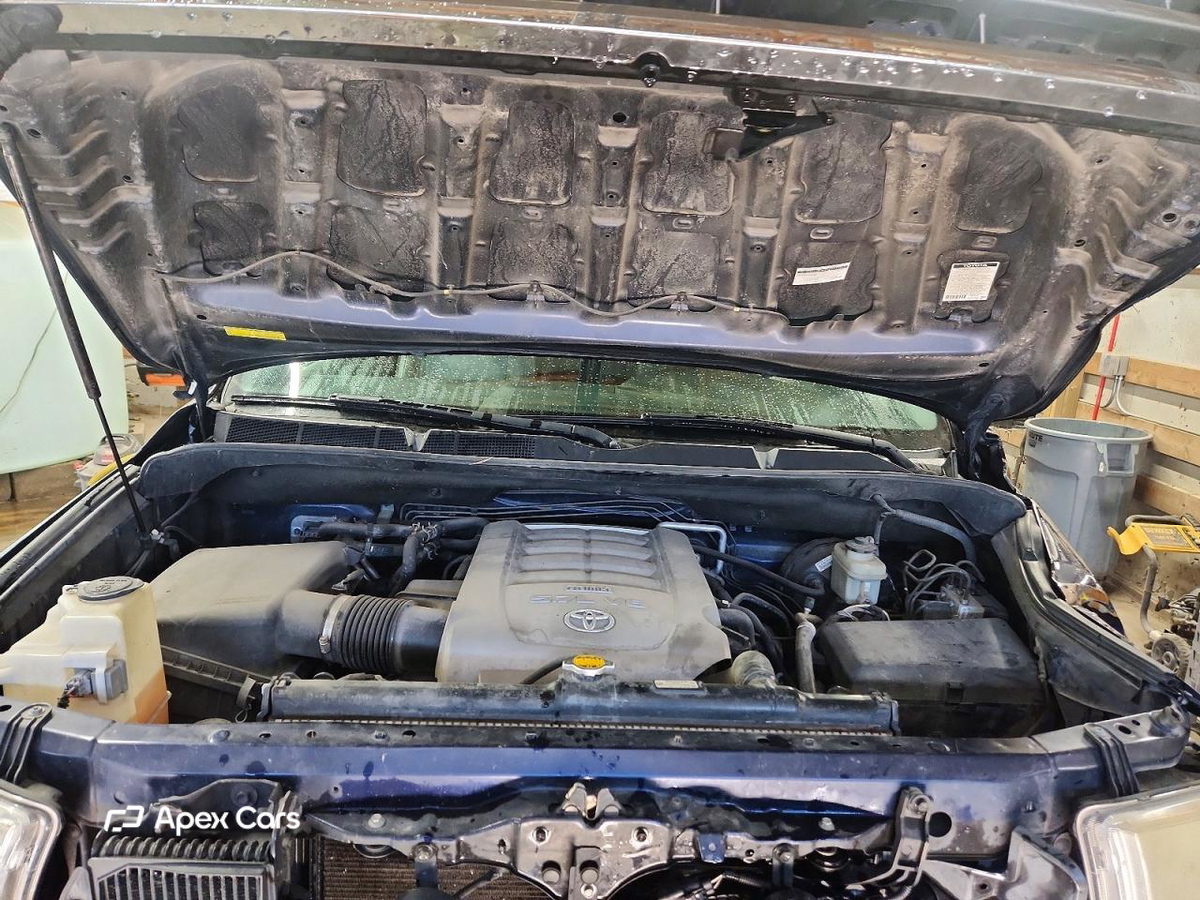 Toyota Sequoia 2010