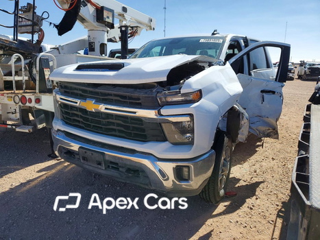 Chevrolet Silverado 2025 - Image 1 of 13
