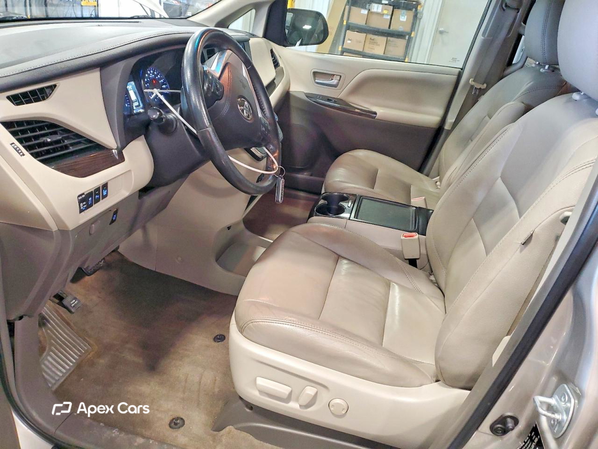 Toyota Sienna 2017