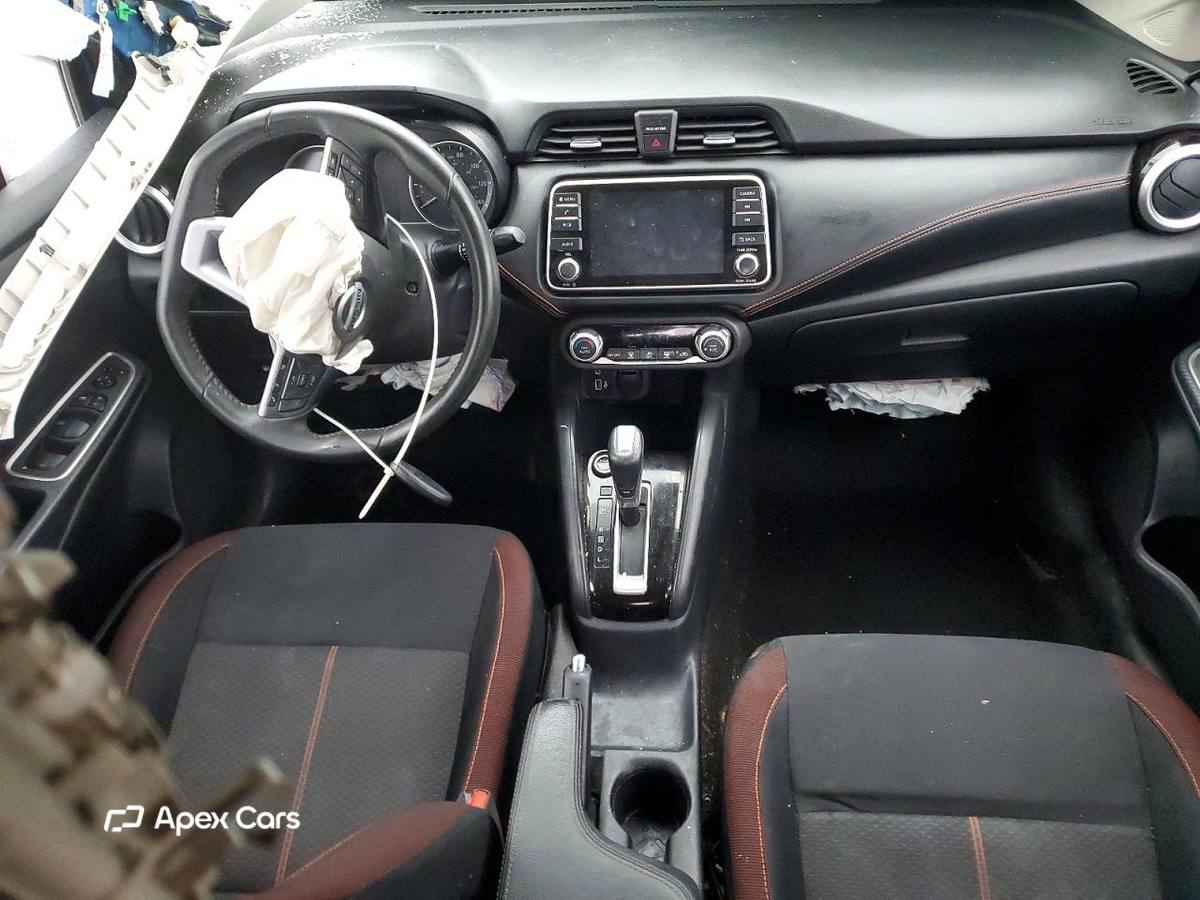 Nissan Versa 2020