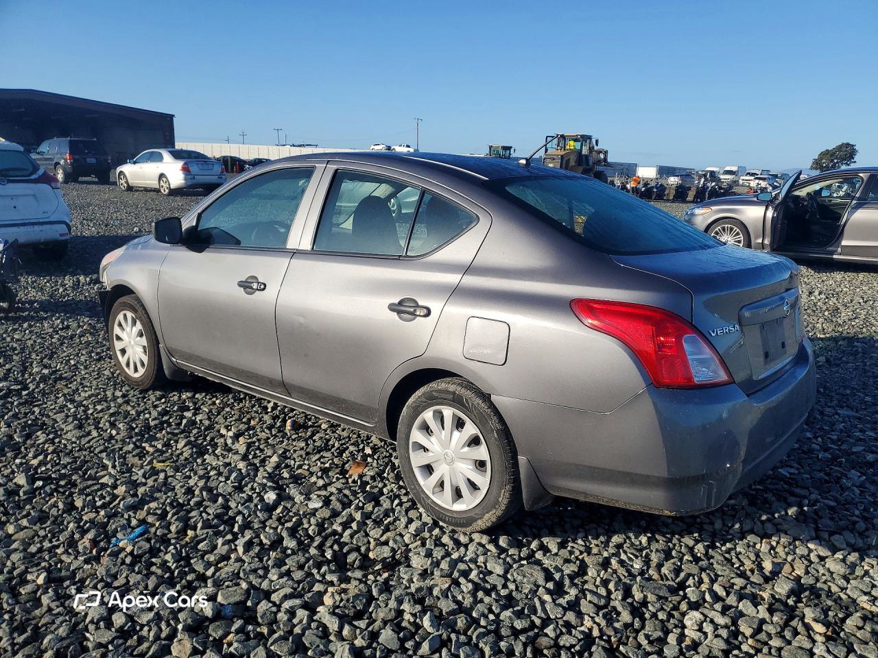 Nissan Versa 2016