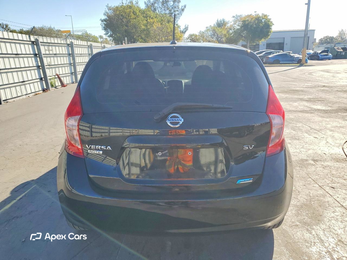 Nissan Versa 2016