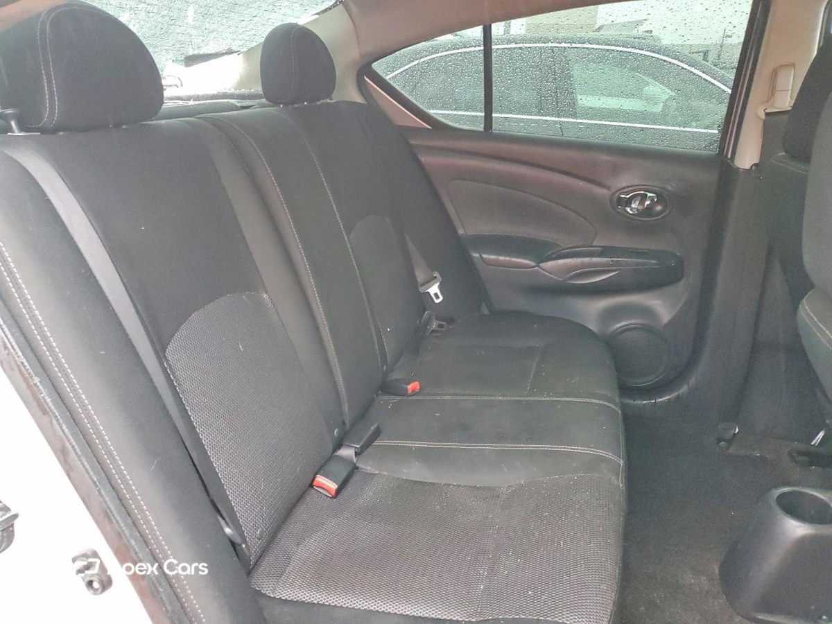 Nissan Versa 2018